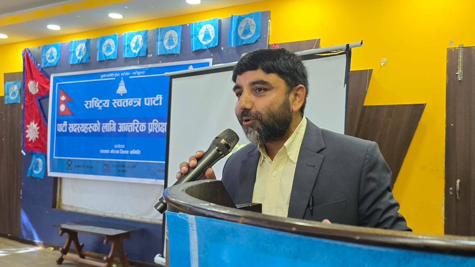 रवि लामिछानेमाथि प्रतिशोधपूर्ण व्यवहार भएको दाबी : बुर्लाकोटी